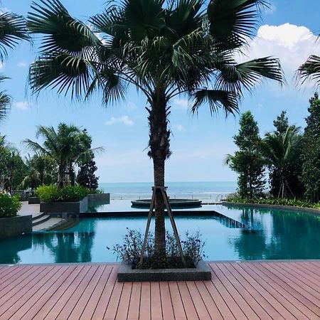 Timurbay By Dfamilia, Ground Floor Suite With Easy Access To The Pool And Beach Kuantan Exteriér fotografie